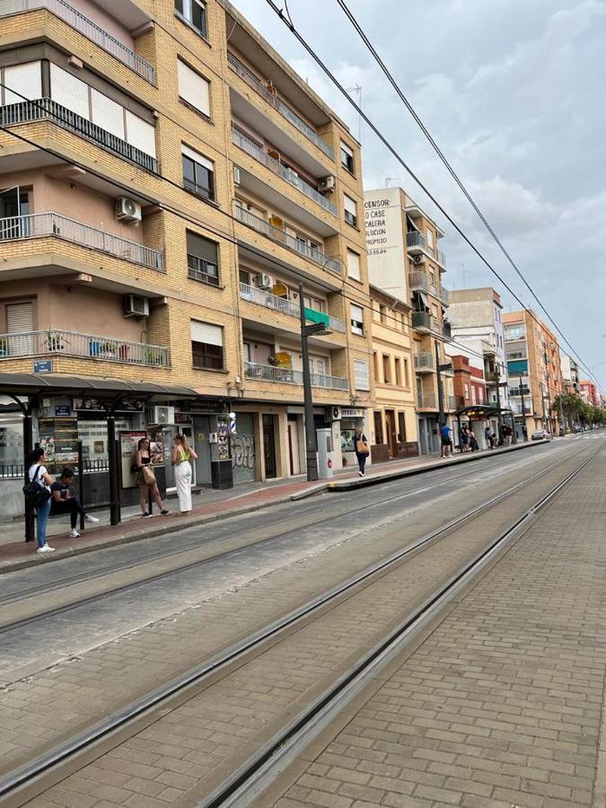 Esmeralda Apartment With Free Private Underground Parking Valencia Bagian luar foto