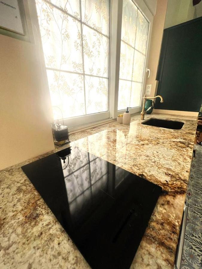 Esmeralda Apartment With Free Private Underground Parking Valencia Bagian luar foto