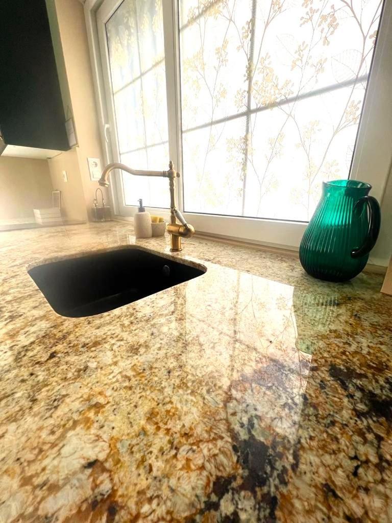 Esmeralda Apartment With Free Private Underground Parking Valencia Bagian luar foto